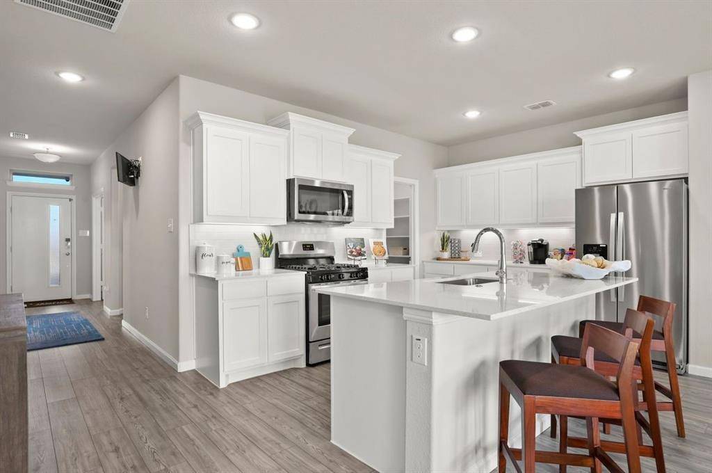 Princeton, TX 75407,910 Ocean Breeze Way