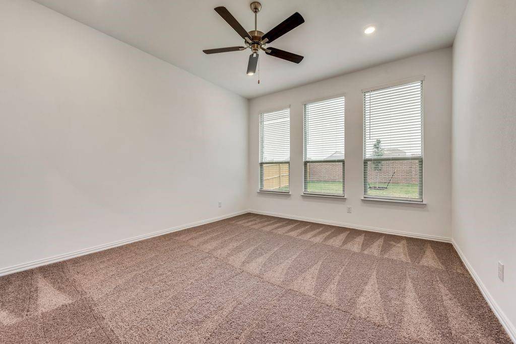Mckinney, TX 75069,725 Enys Road