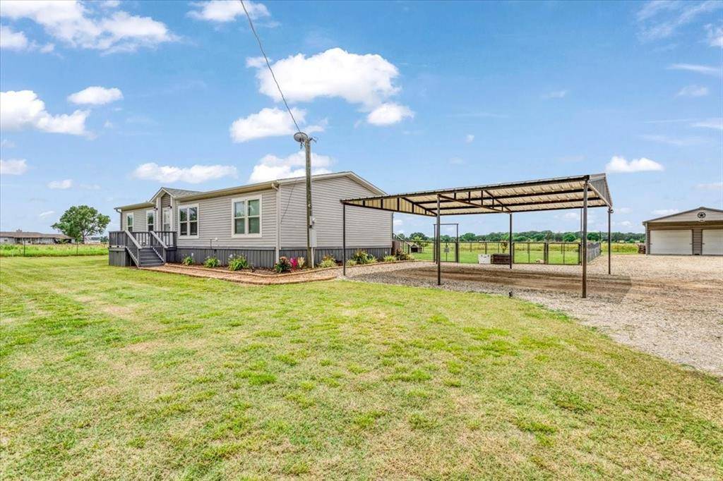 Ivanhoe, TX 75447,1445 County Road 2230