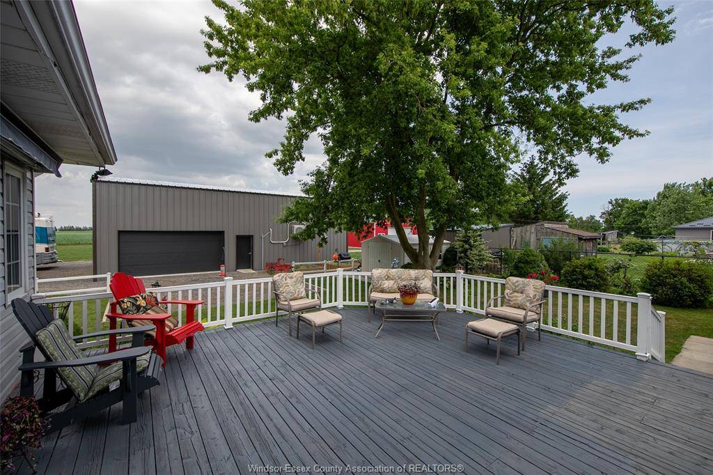 Merlin, ON N0P 1W0,210 ERIE Street South