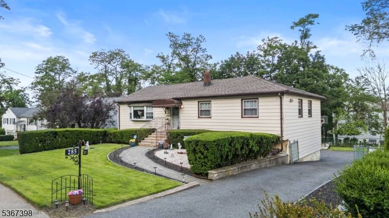 285 Prospect Ave, West Orange Twp., NJ 07052
