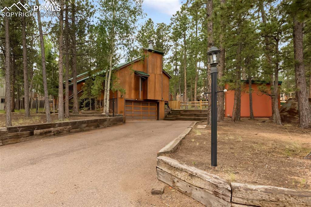 1343 Terri LN, Woodland Park, CO 80863