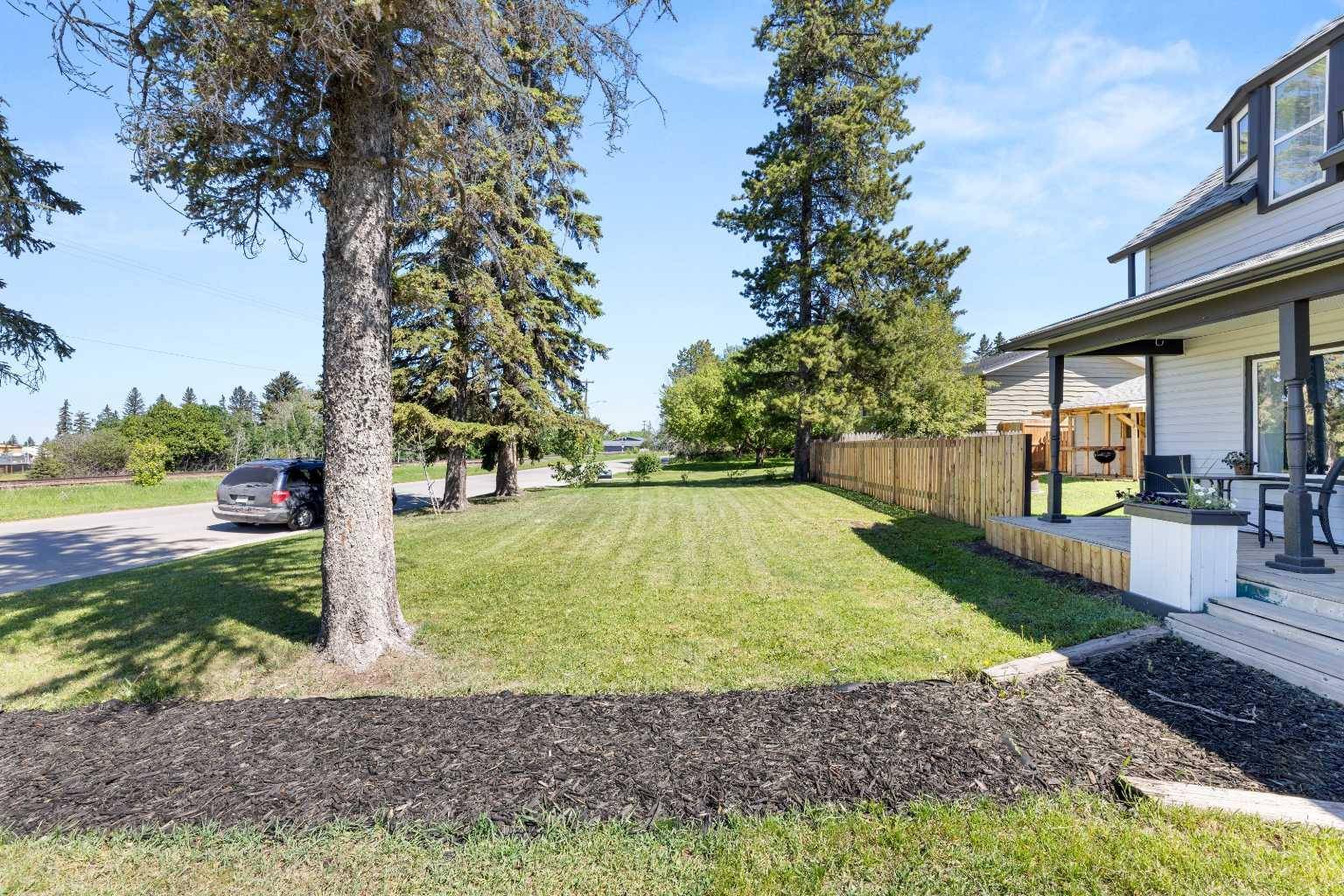 Olds, AB T4H 1G5,5513 49 AVE