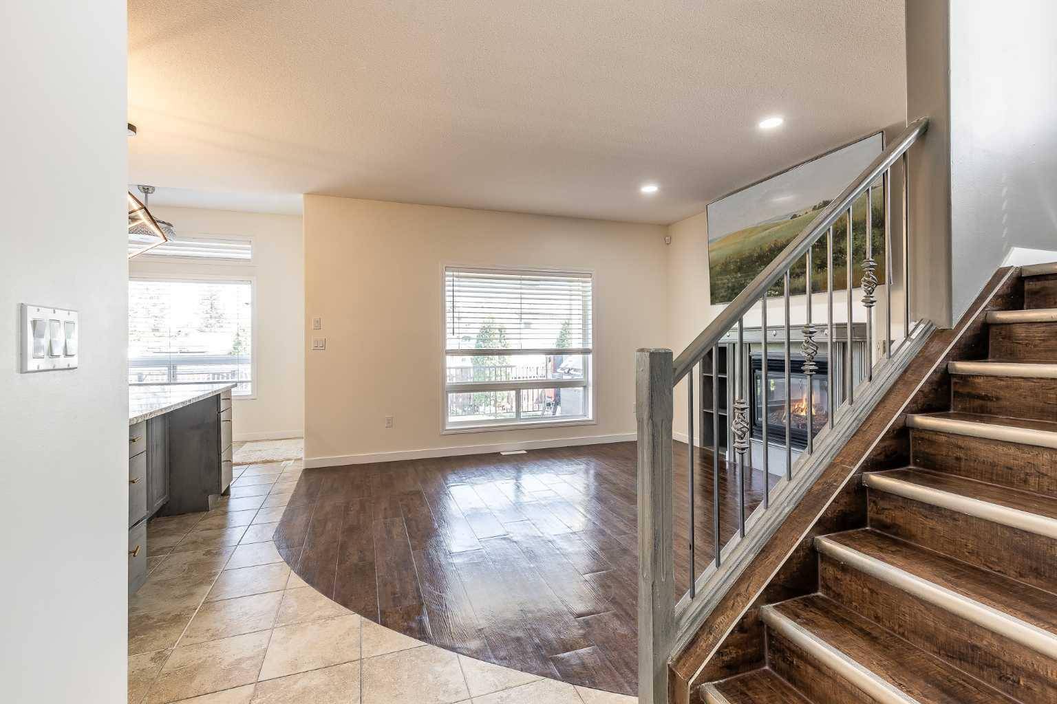 Medicine Hat, AB T1B4V5,91 Sierra DR SW