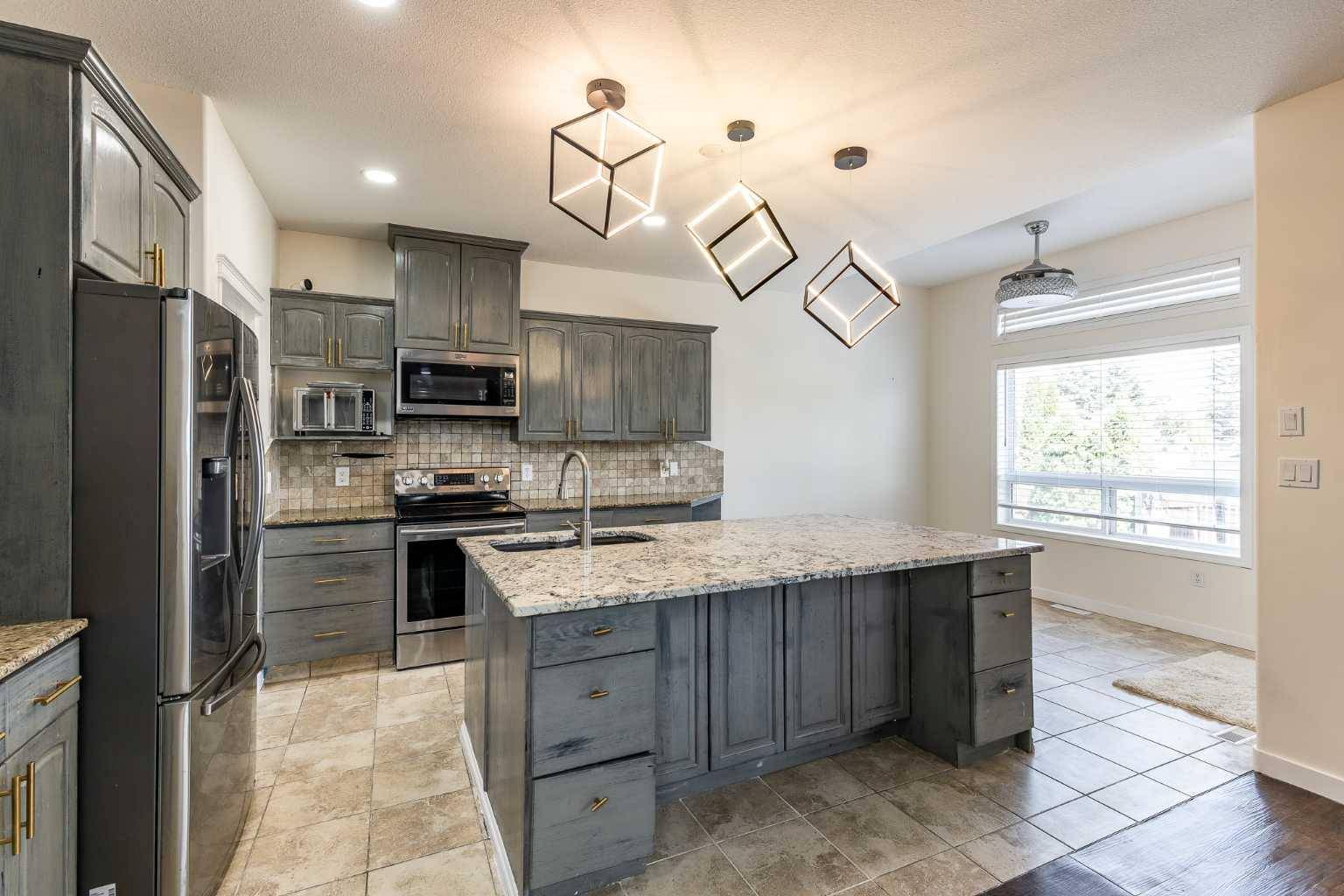 Medicine Hat, AB T1B4V5,91 Sierra DR SW