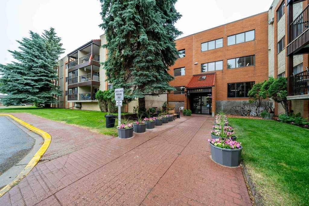 1480 Southview DR SE #235, Medicine Hat, AB T1B 3Z3