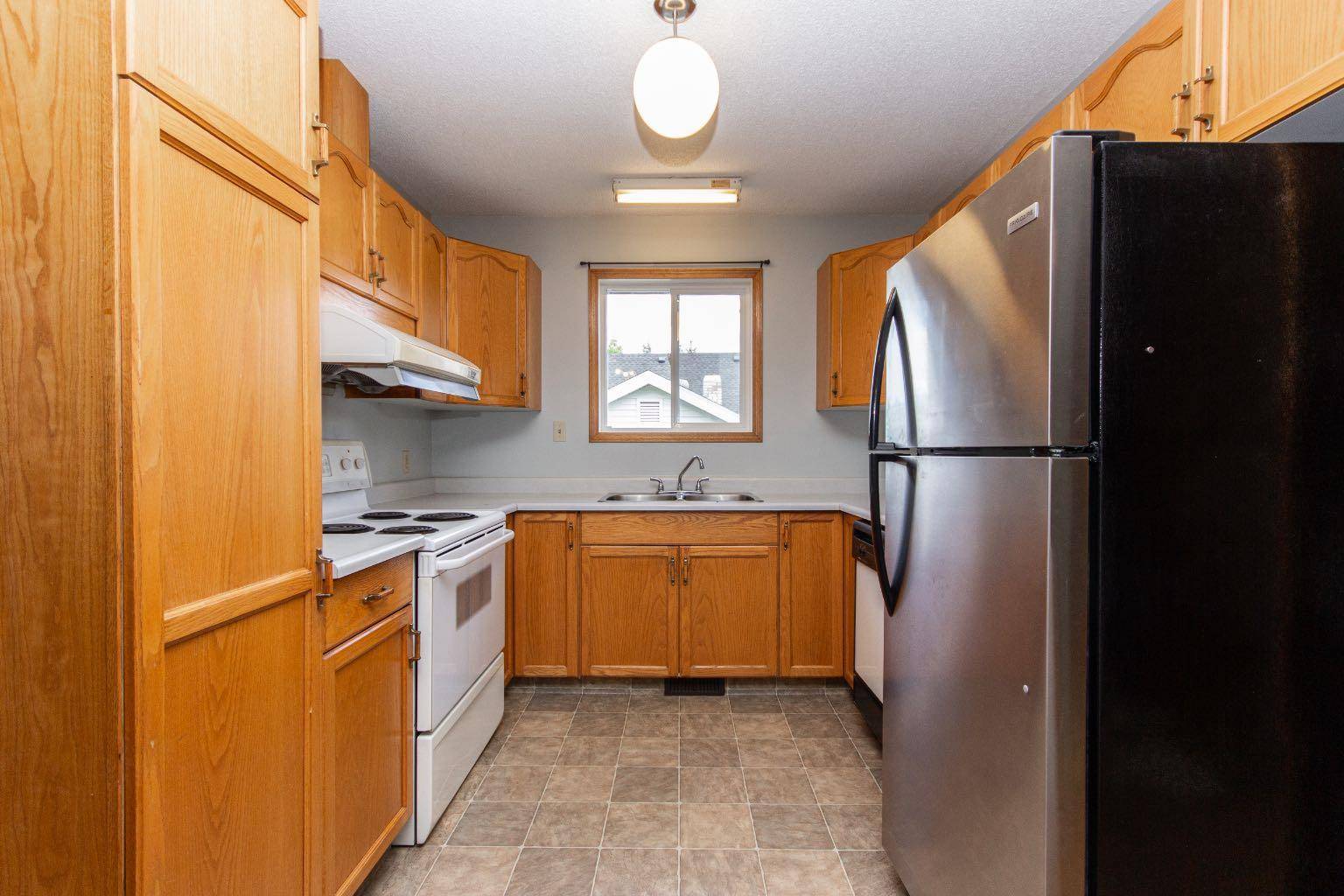 Red Deer, AB T4N 1T4,4619A 49 ST
