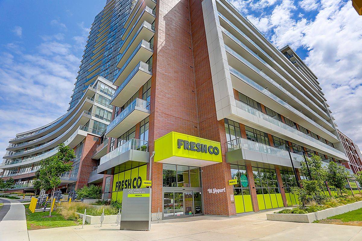 Toronto C15, ON M2J 0H4,38 Forest Manor RD #1005