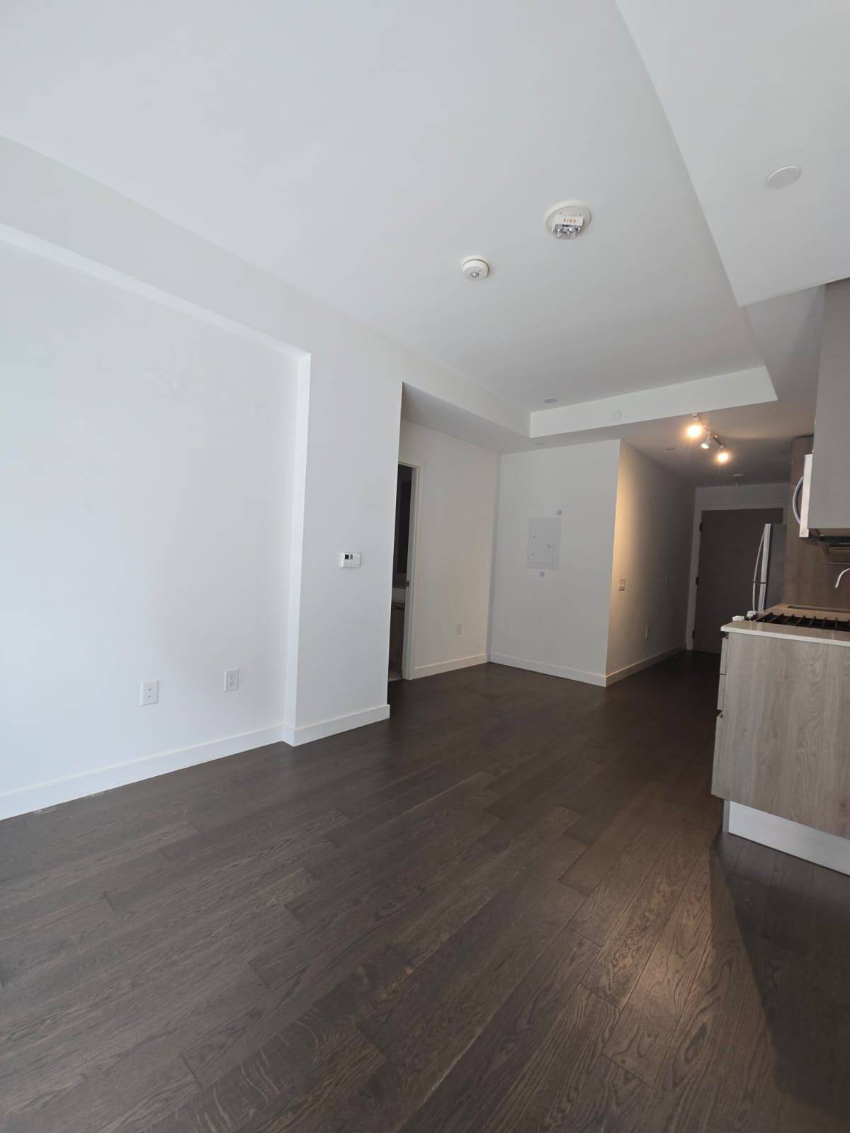 Toronto C08, ON M5E 0E1,2A Church ST #604