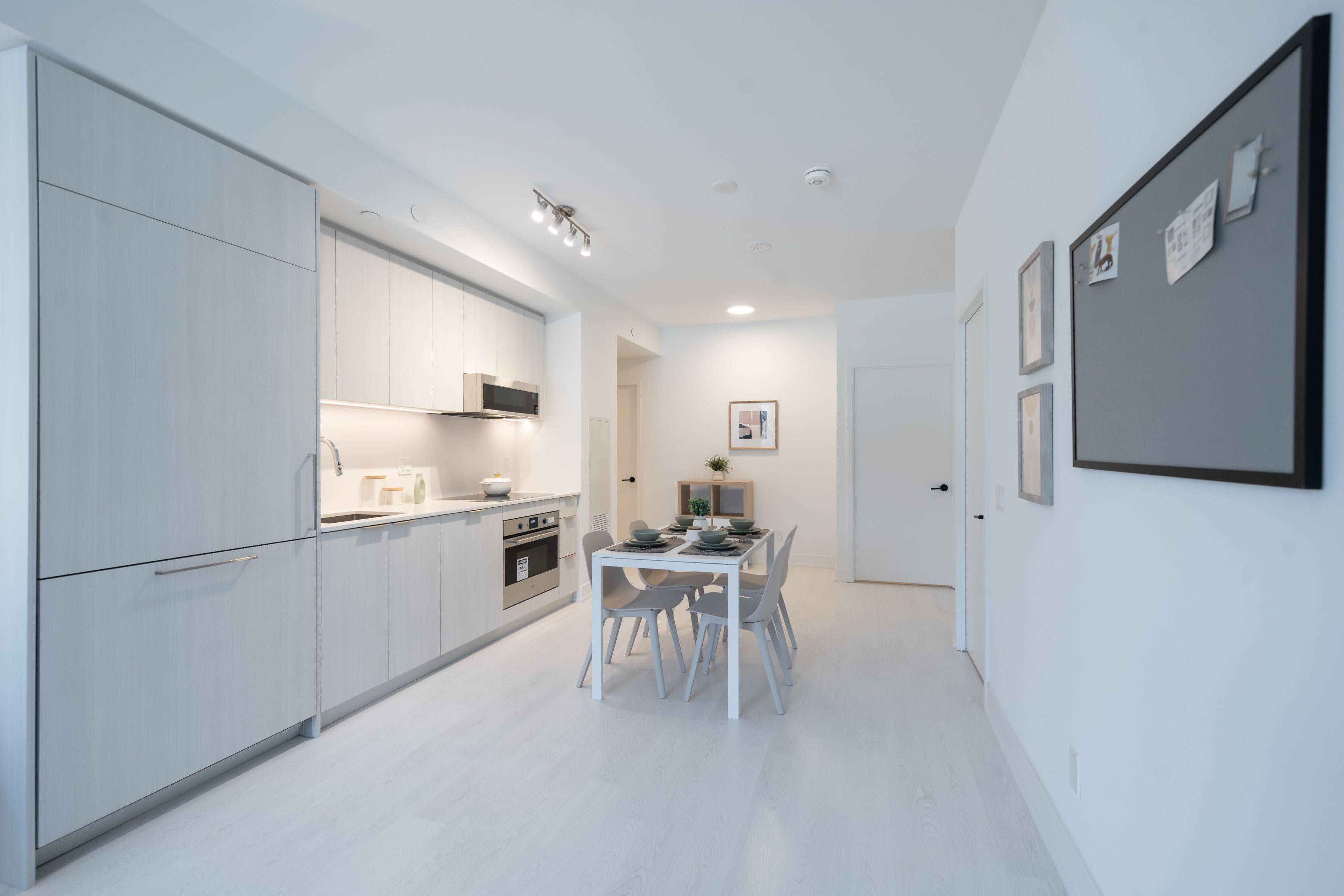 Toronto C08, ON M5A 2P2,308 Jarvis ST #212