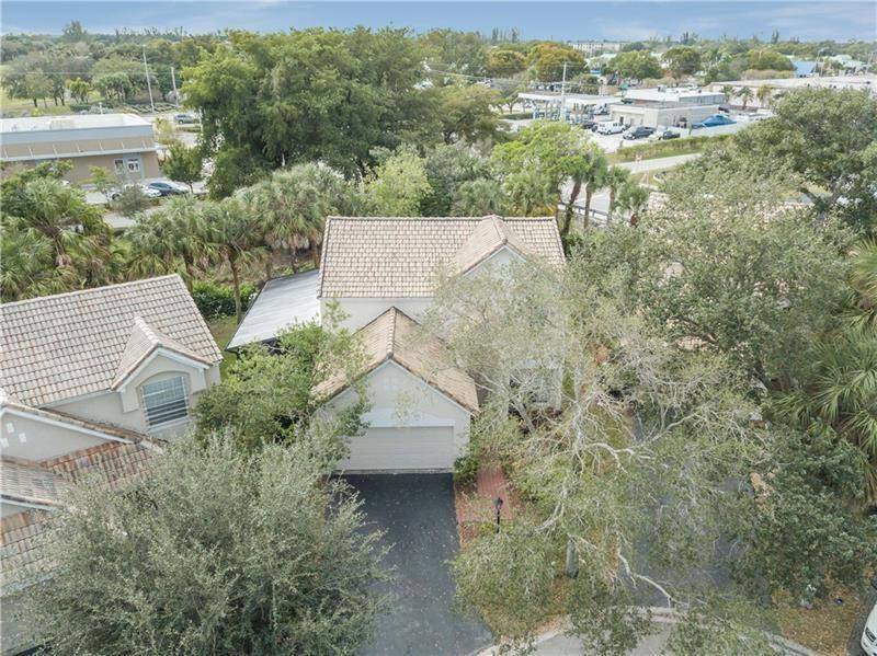 Coral Springs, FL 33065,7722 Hibiscus Ln