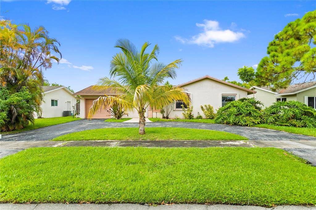 4531 NW 84th Ave, Lauderhill, FL 33351