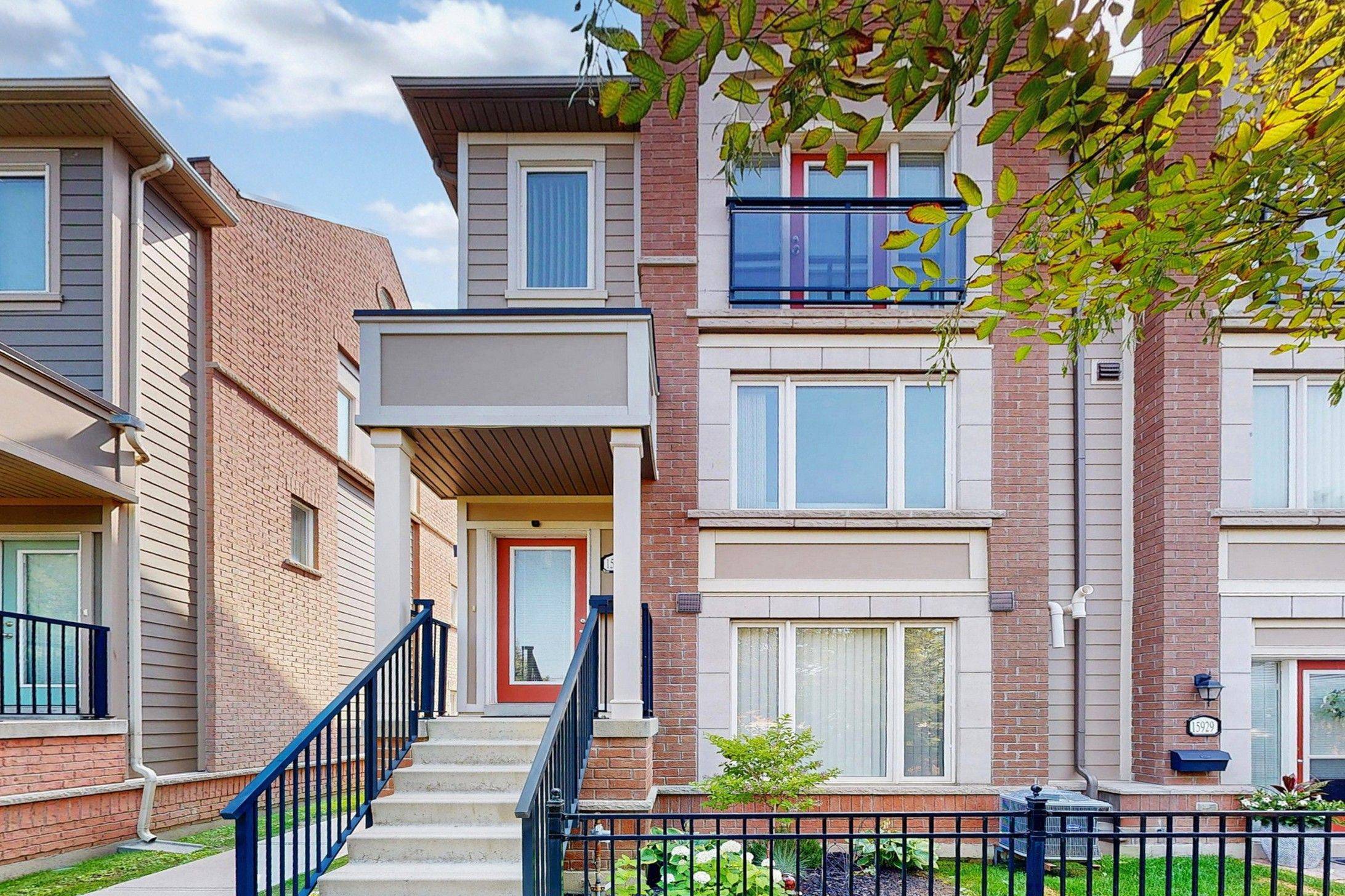 Aurora, ON L4G 0S3,15931 Bayview AVE