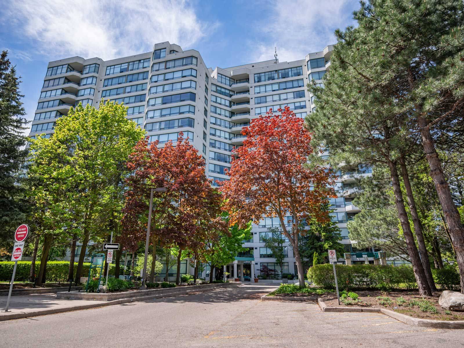 75 North Park RD #408, Vaughan, ON L4J 0H8