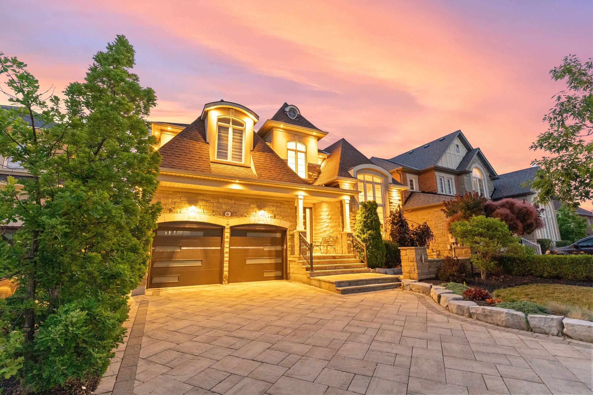 Brampton, ON L6P 3A5,6 Islington DR