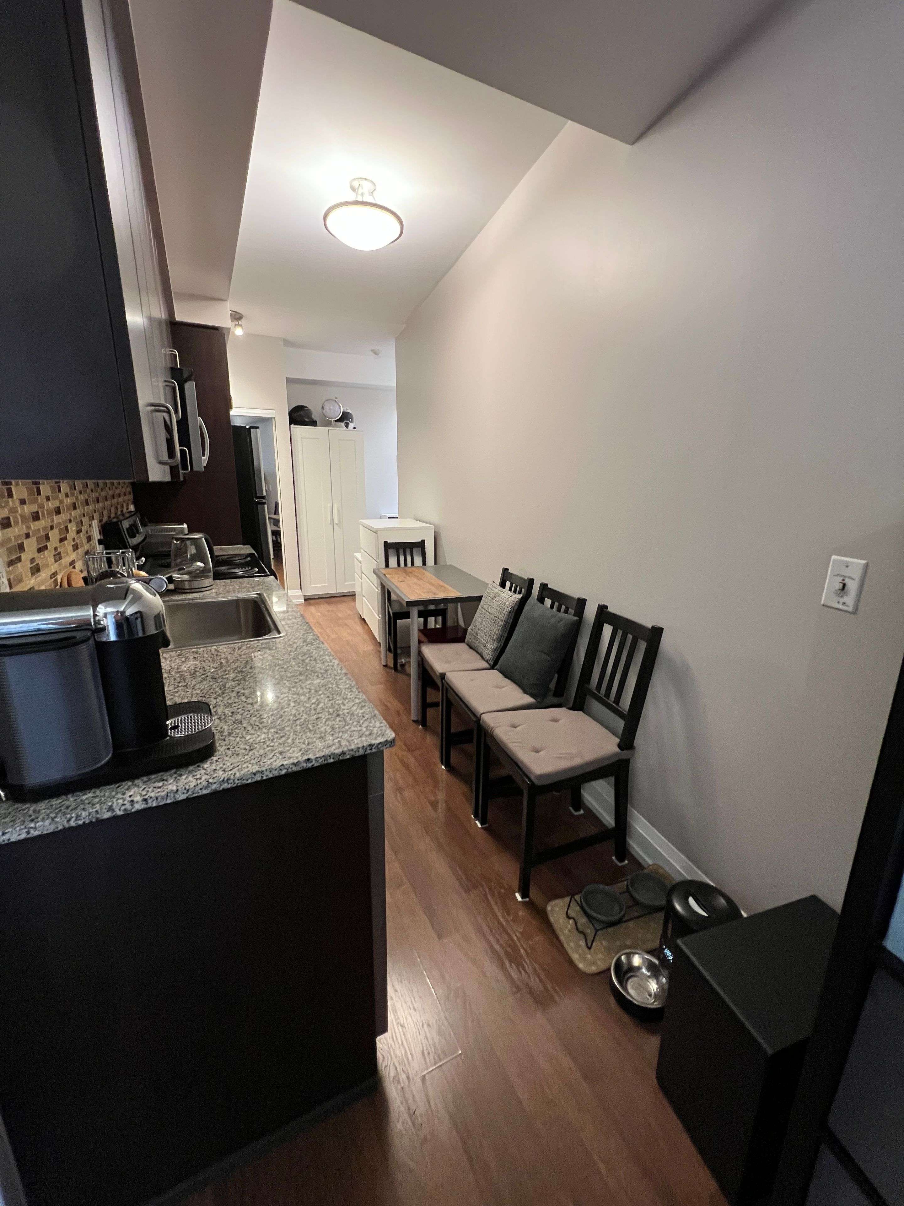 1070 Sheppard AVE W #323, Toronto W05, ON M3J 0G8