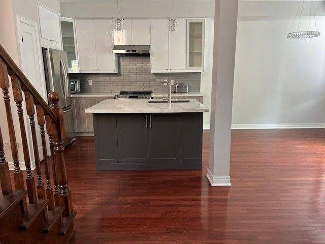 Oakville, ON L6M 4Y4,2280 Highcroft RD