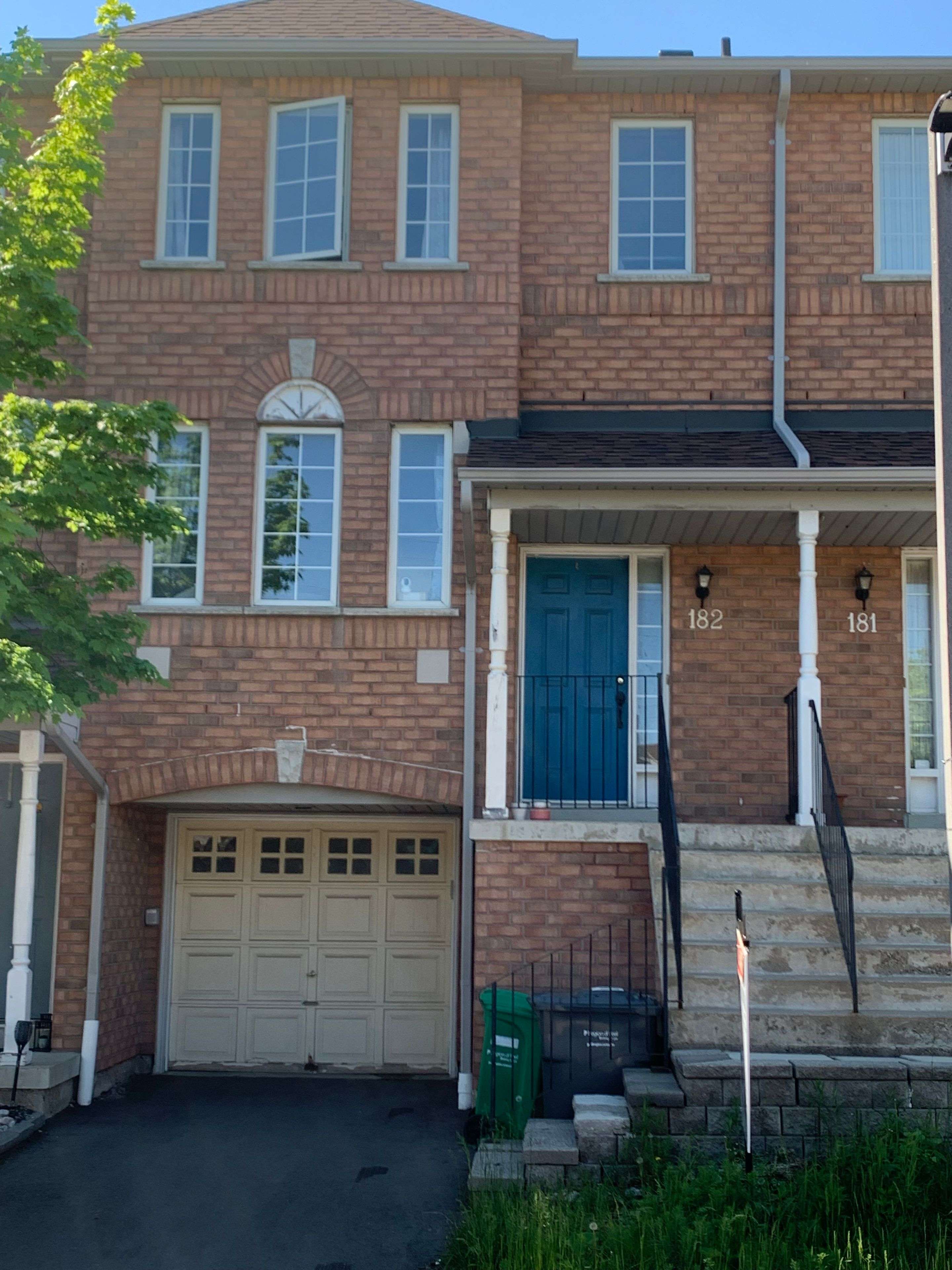 Mississauga, ON L4Z 3S7,80 Acorn PL #182