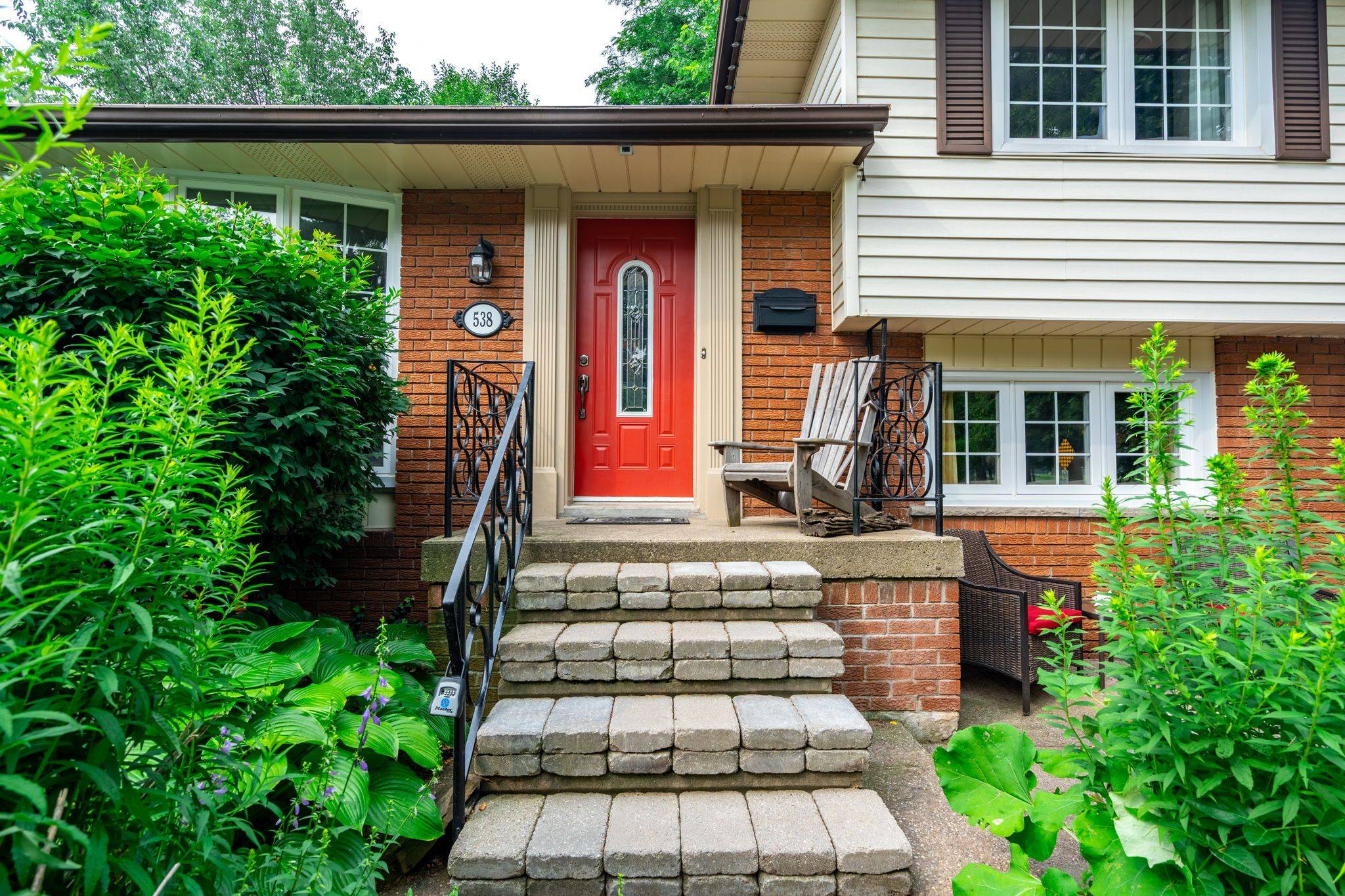 Burlington, ON L7R 1N6,538 Mayzel RD