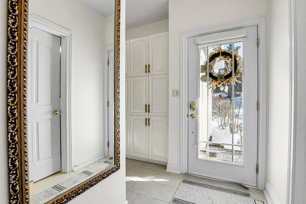 Orleans - Cumberland And Area, ON K4C 1B6,2680 Pierrette DR