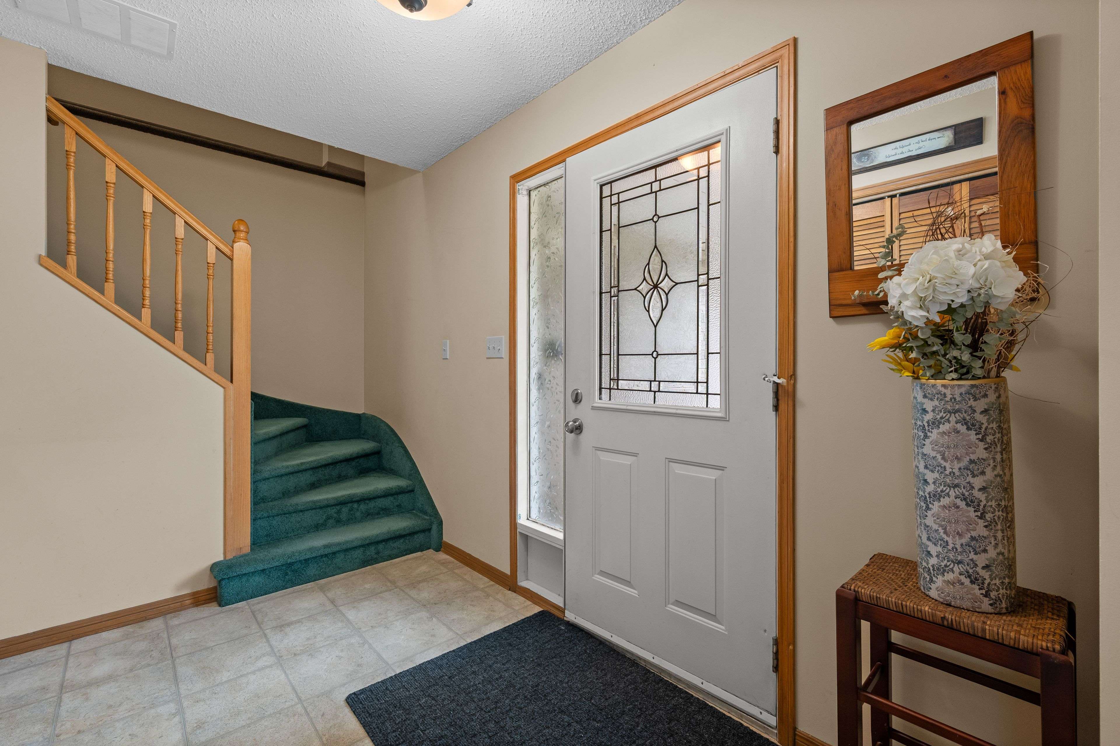 Kingston, ON K7P 1R6,842 Lancaster DR