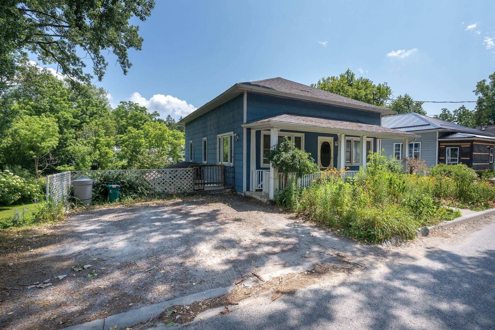 Prince Edward County, ON K0K 2T0,9 East Mary ST