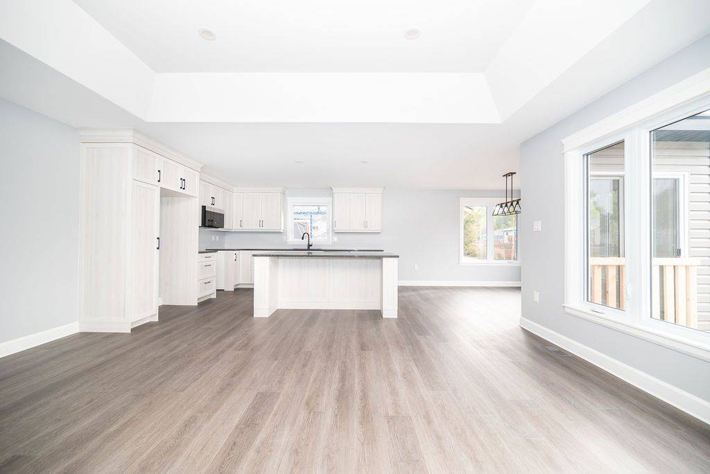 Petawawa, ON K8H 0H3,22 DURANT ST