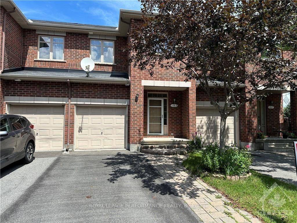 185 Hornchurch LN, Barrhaven, ON K2J 0J8