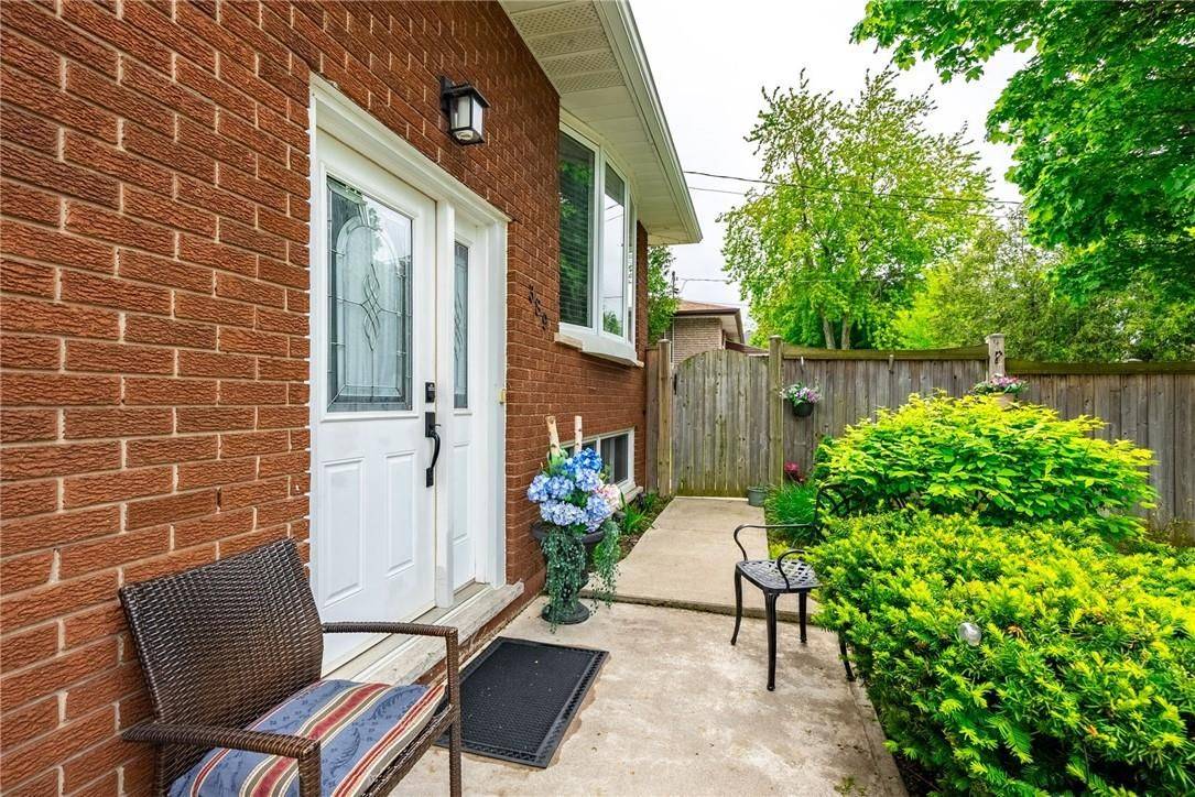 Hamilton, ON L9C 5Z6,389 HAWKRIDGE AVE