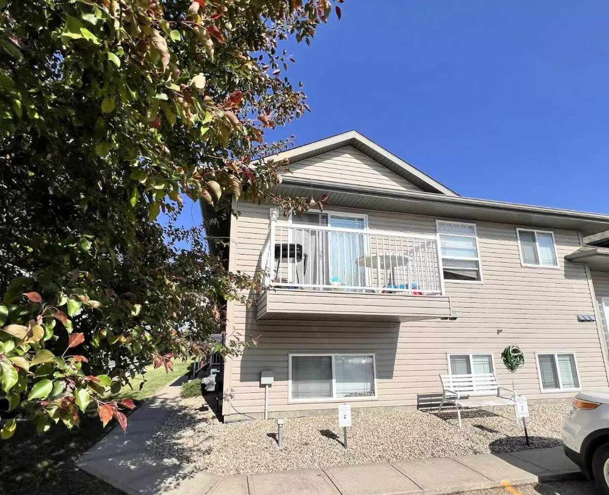 Camrose, AB T4V 5B1,4803 54 AVE #3