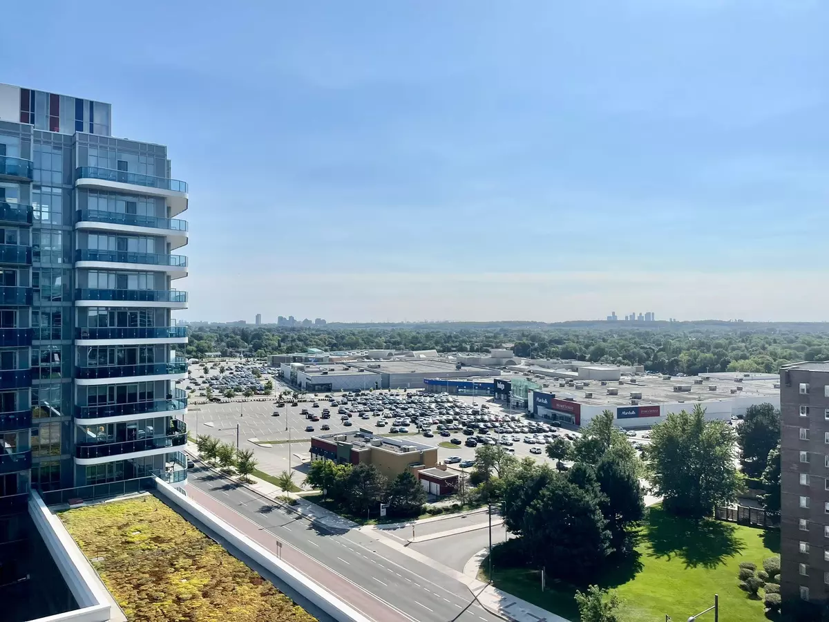 Richmond Hill, ON L4C 0Z5,9471 Yonge ST #1201
