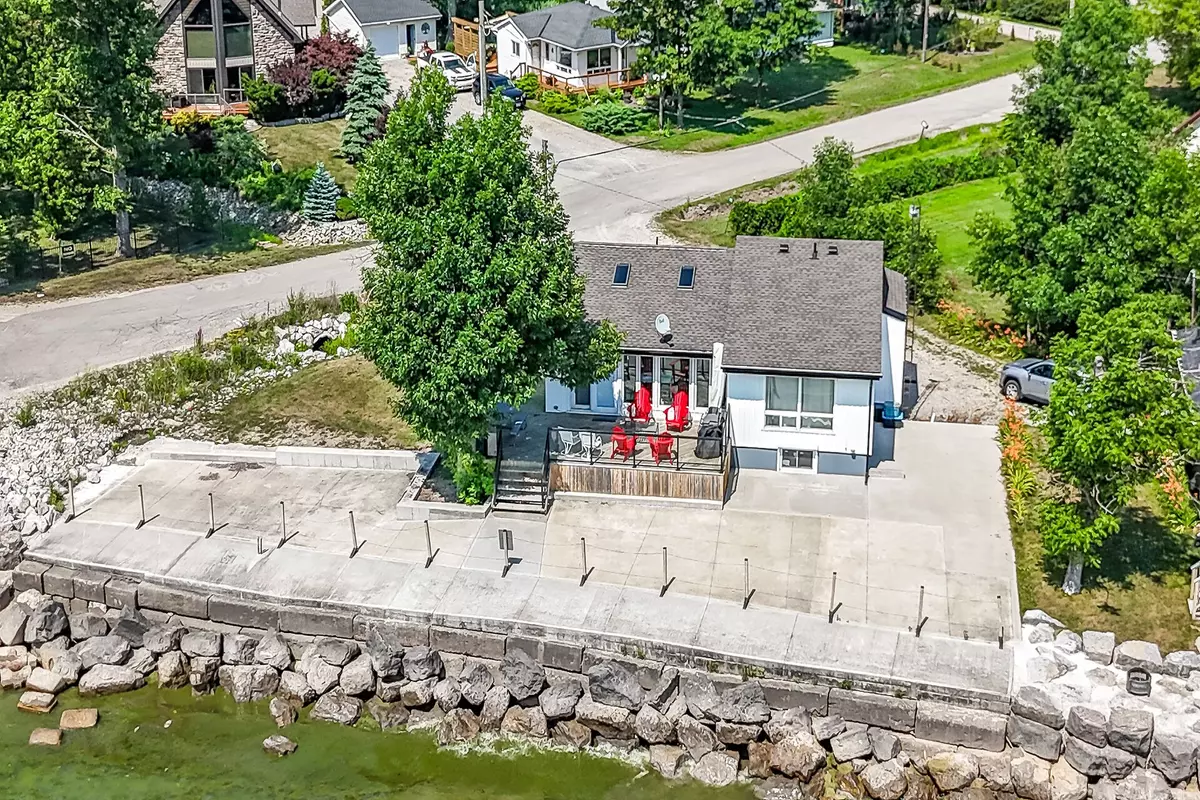 Haldimand, ON N1A 2W8,61 Horseshoe Bay RD