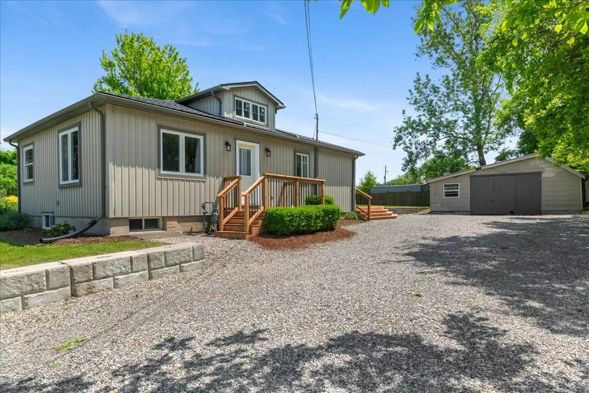 Bayham, ON N0J 1Y0,55541 Main ST