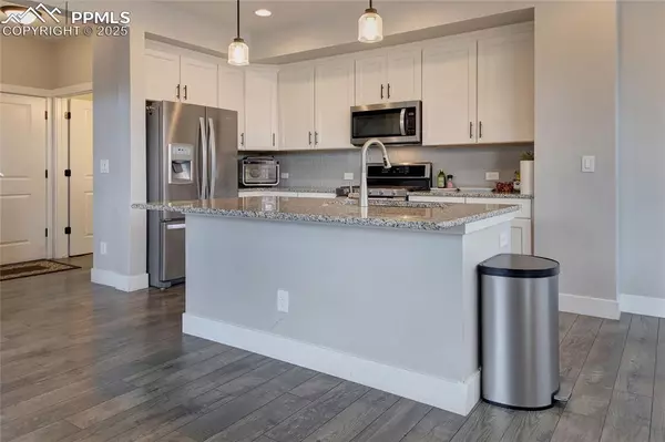 Colorado Springs, CO 80908,3228 Bewildering HTS