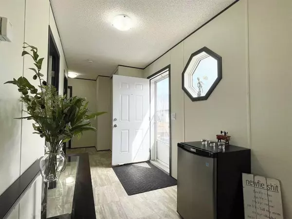 Fort Mcmurray, AB T9K2H5,145 Caouette CRES NE