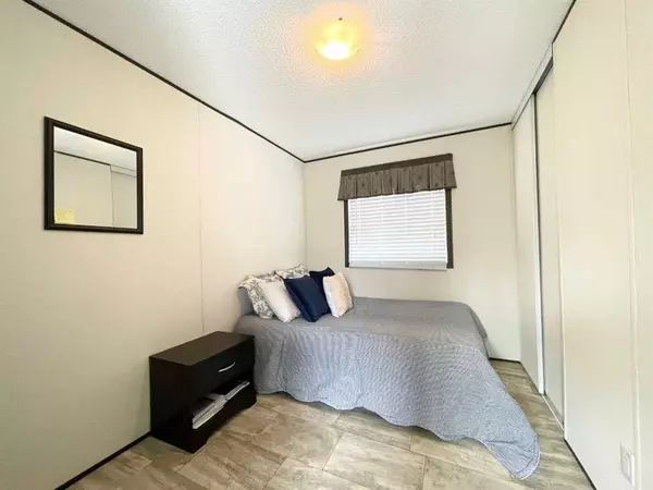 Fort Mcmurray, AB T9K2H5,145 Caouette CRES Northeast