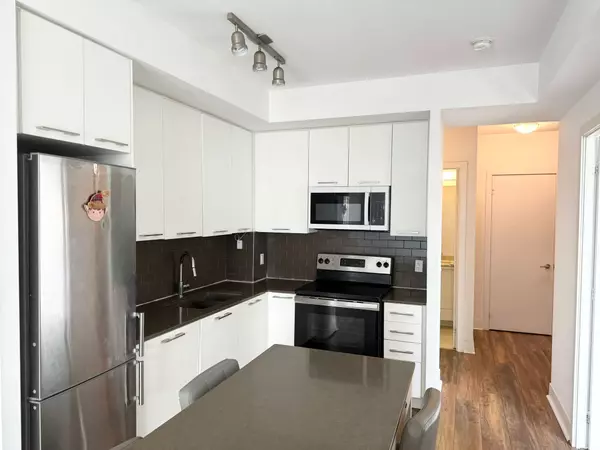 Richmond Hill, ON L4C 0Z5,9471 Yonge ST #1201