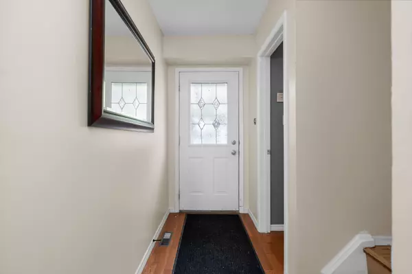 Barrie, ON L4N 4S6,28 Donald ST #68