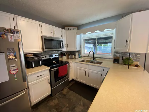 Kindersley, SK S0L 1S1,24 Frere STREET