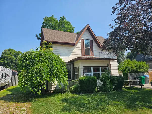 43 Trafalgar ST, Goderich, ON N7A 1T3