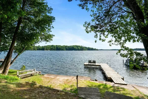 Rideau Lakes, ON K0E 1G0,108 Lb7a RD