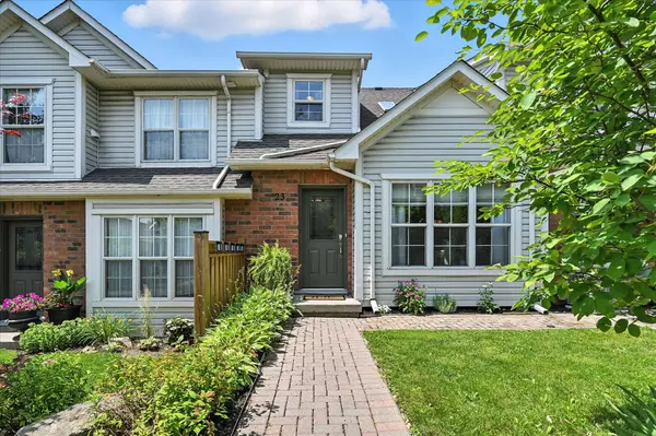 1085 Harrogate DR #23,  Hamilton,  ON L9K 1R2