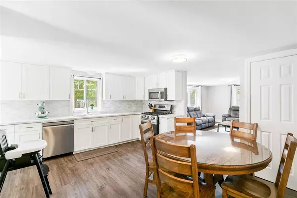 Bayham, ON N0J 1Y0,55541 Main ST