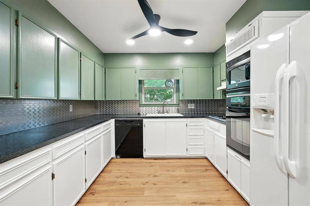 Abilene, TX 79605,1618 Wychwood Drive