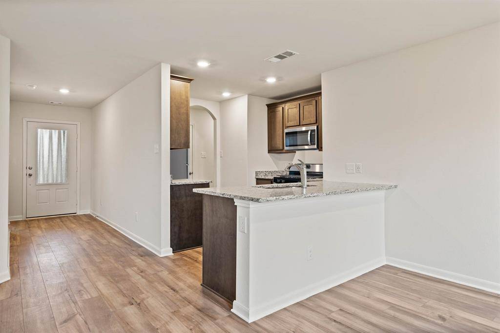 Fort Worth, TX 76108,917 Burlington Avenue