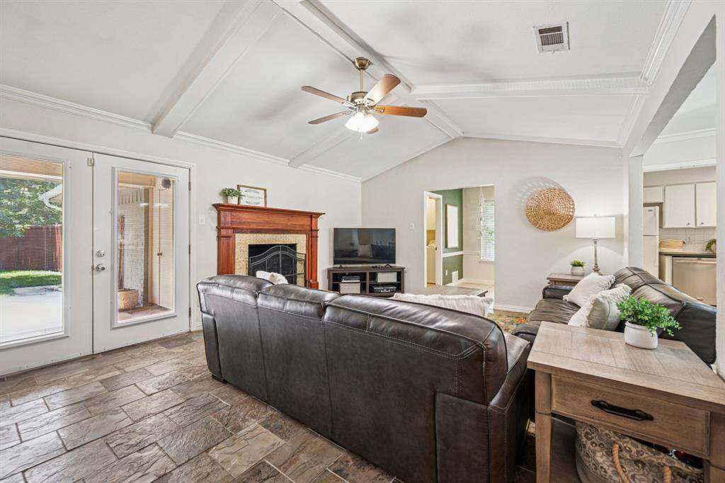 Farmers Branch, TX 75234,2818 Las Campanas Drive