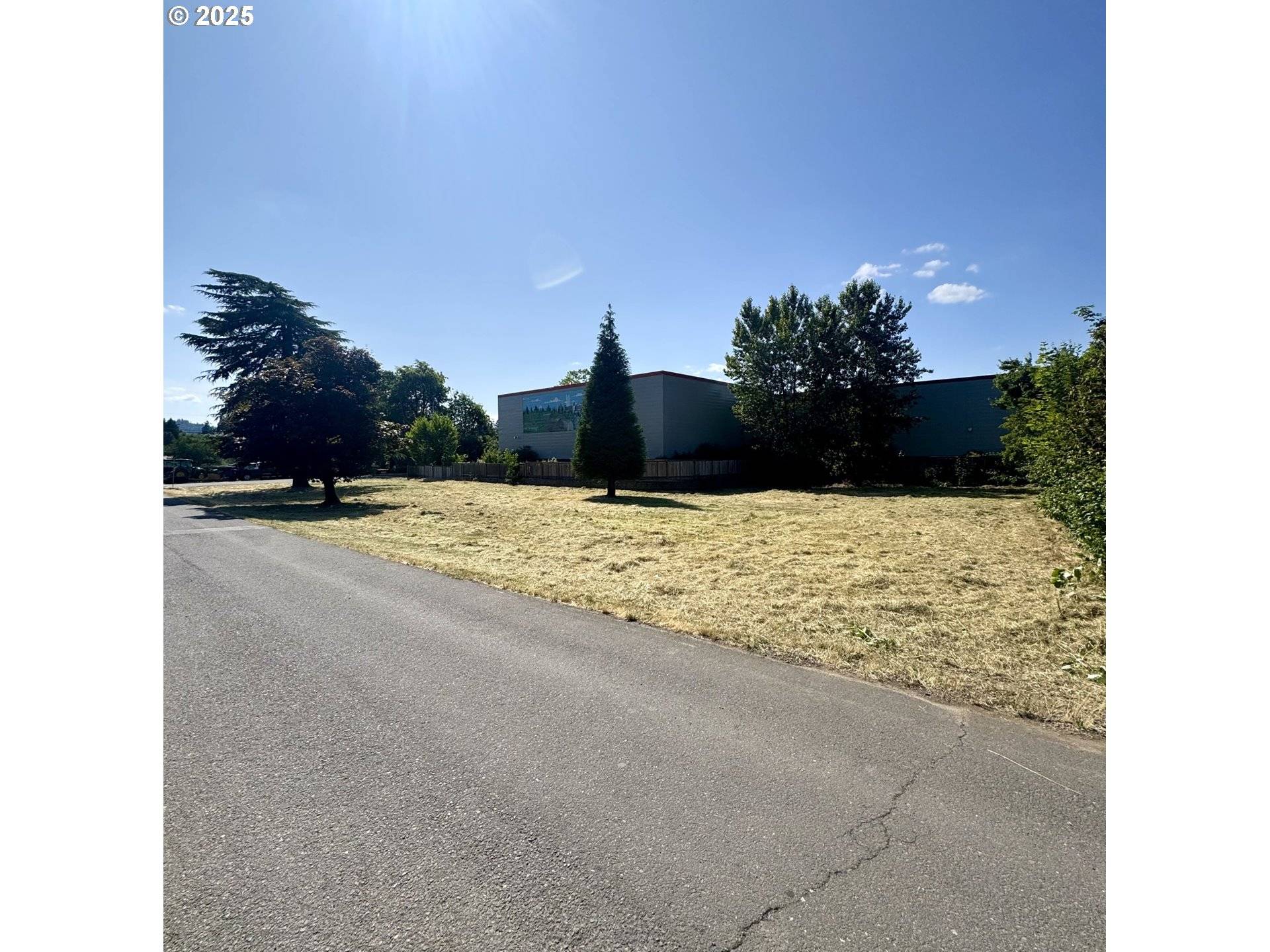 Milwaukie, OR 97267,14824 SE KELLOGG AVE