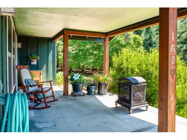 Cottage Grove, OR 97424,1620 SAMUEL DR