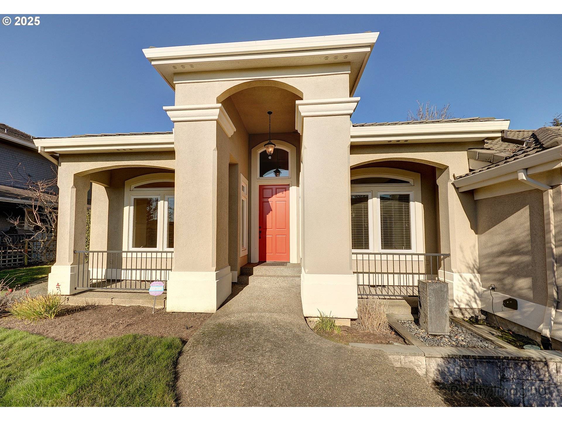2327 NW PINNACLE DR, Portland, OR 97229
