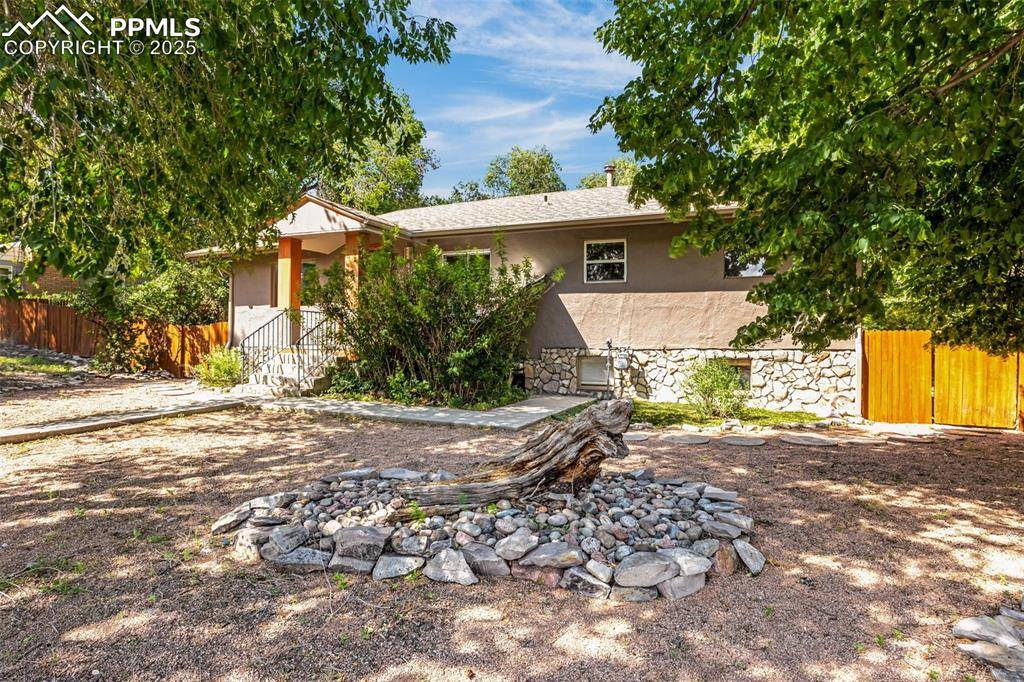 Colorado Springs, CO 80905,412 Yucca DR